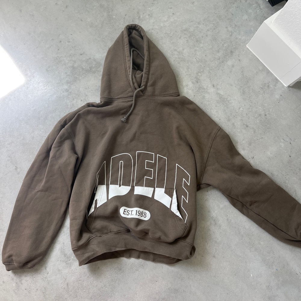 Adele concert hoodie size L
